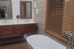 Bathtub